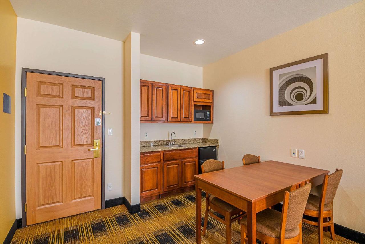 Quality Inn & Suites Lampasas Luaran gambar