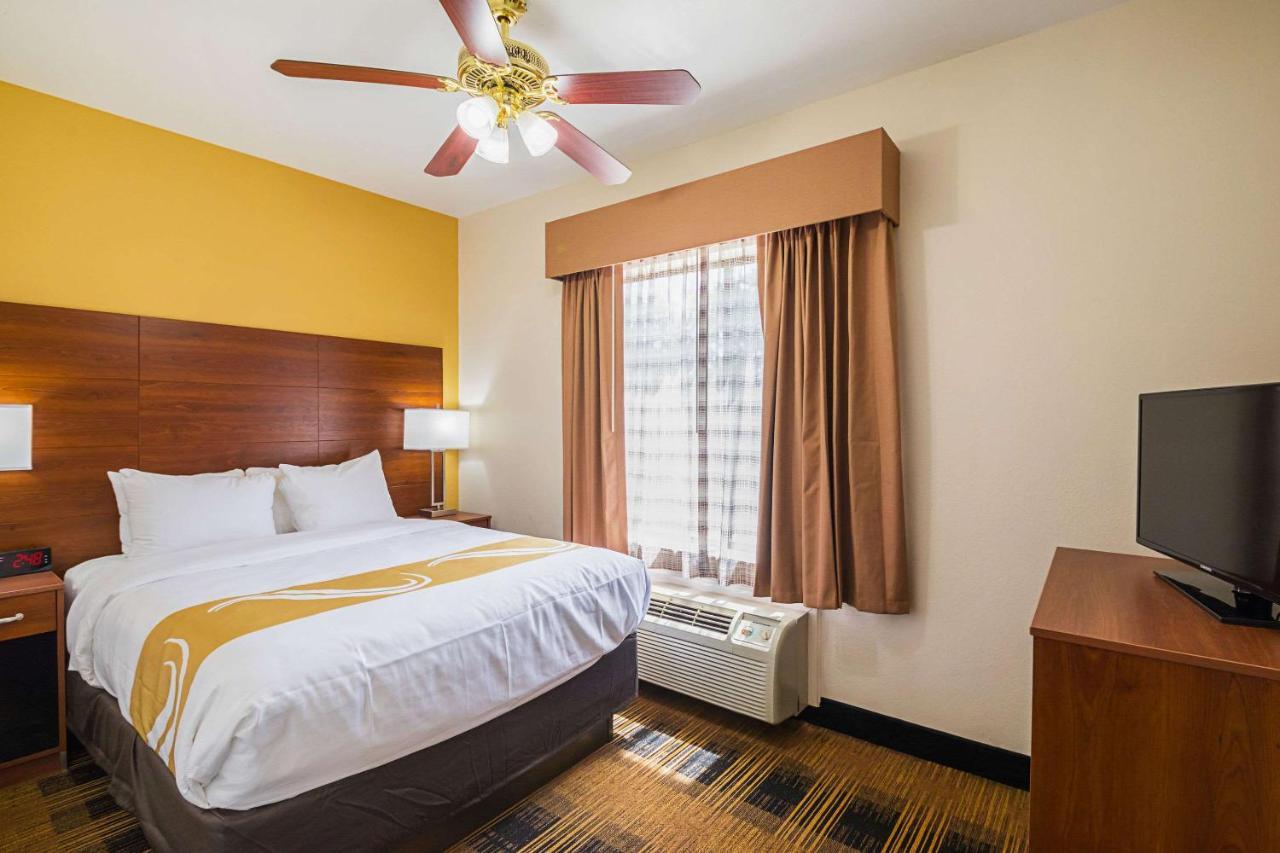Quality Inn & Suites Lampasas Luaran gambar